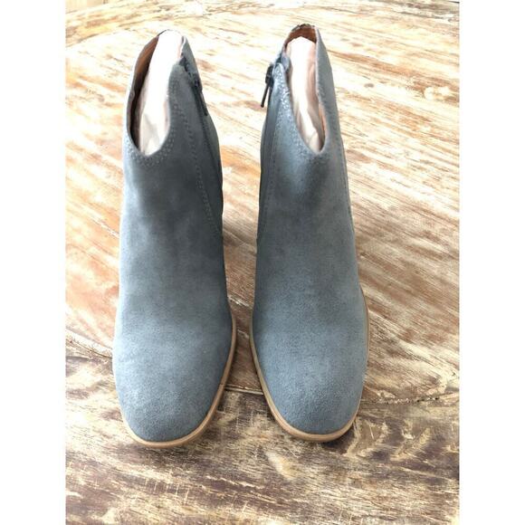 Lucky Brand Pellyon Heel Bootie Almond Toe Blue NEW 8.5 US - Picture 3 of 10